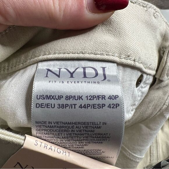NYDJ | NWT Lift TuckāTechnology High Rise Marilyn Straight Cream ColoredāJeans - Picture 5 of 8